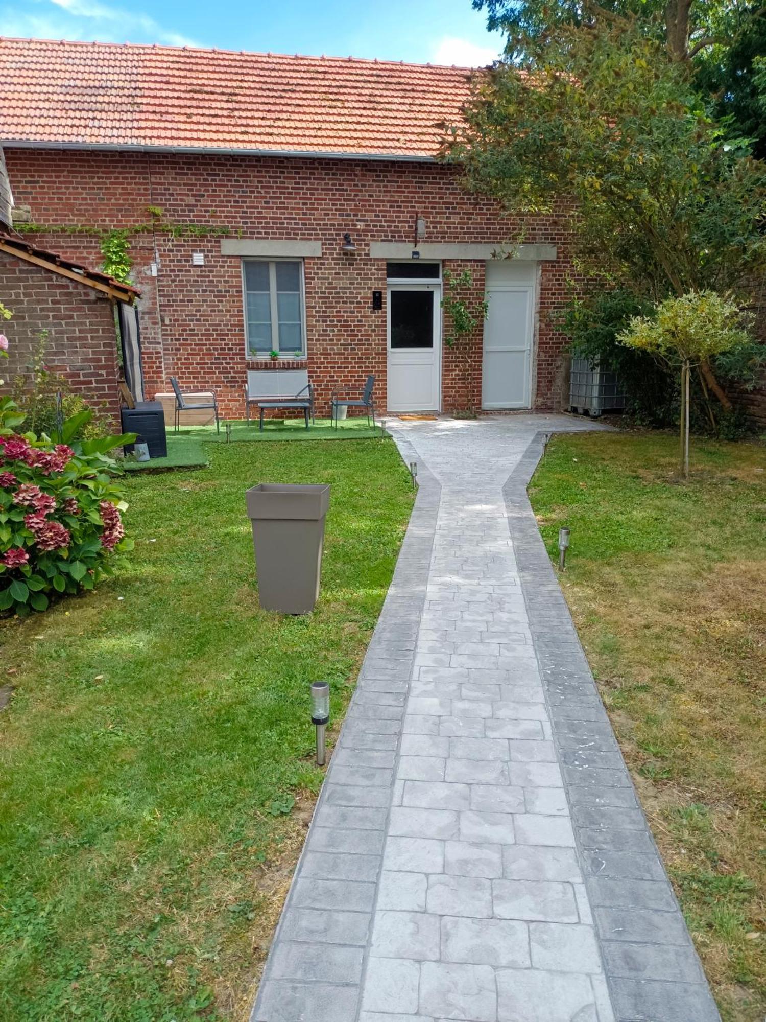 Au 112 Maison D'Hotes Estrees-Saint-Denis Eksteriør billede
