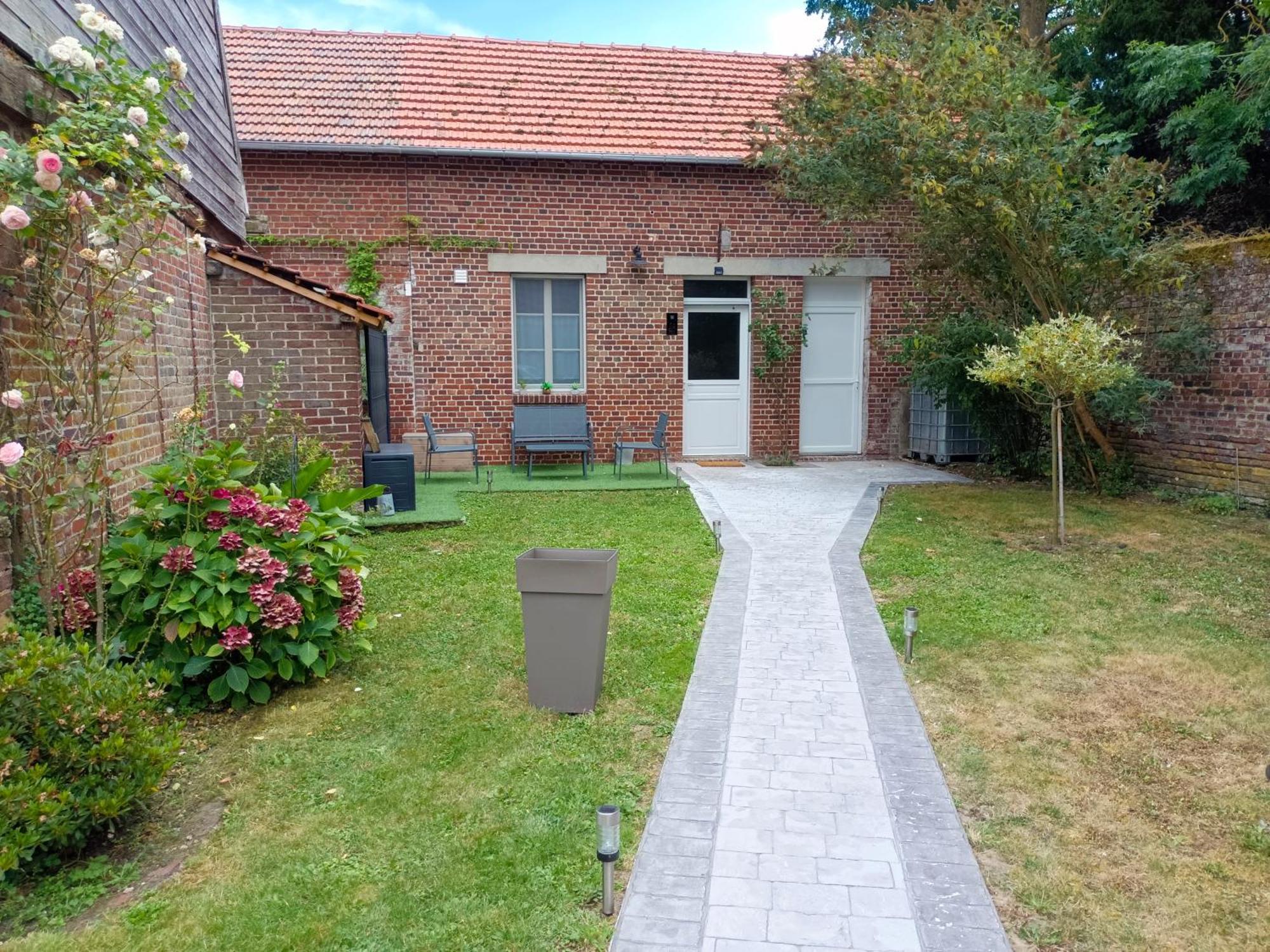 Au 112 Maison D'Hotes Estrees-Saint-Denis Eksteriør billede